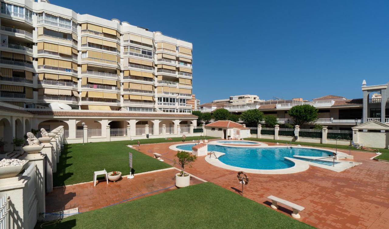 Sur Suites Detelina Fuengirola Bagian luar foto